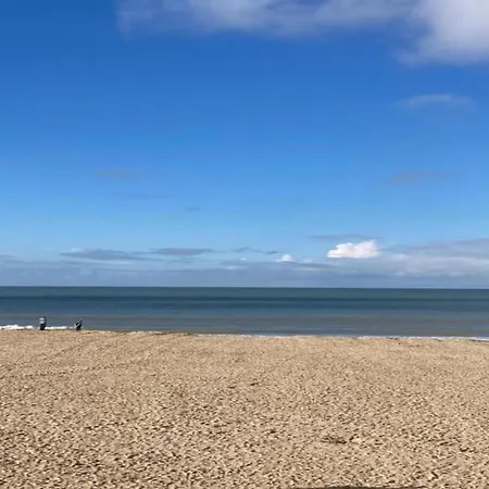 Апартаменты In Near Seawall &